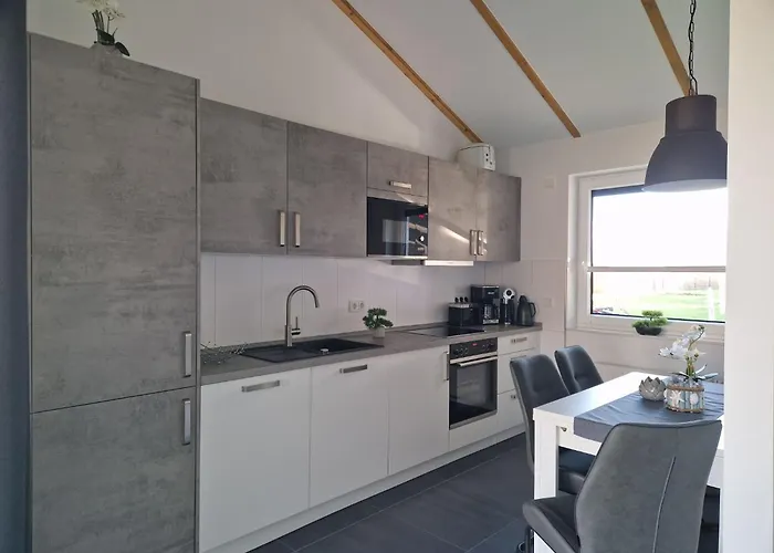 G2 Mit Wiesenblick Und Waschmaschine By Interhome Casa vacanze Grosswurden